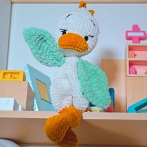Kézzel horgolt, bababarát alvós kacsa