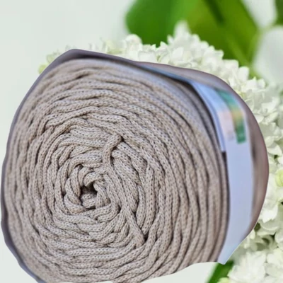 4 mm makramé - zsinórfonal - Drapp –